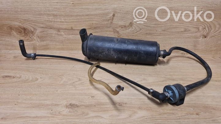 Volkswagen Golf III Cartouche de vapeur de carburant pour filtre à charbon actif 171201813