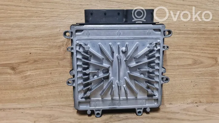 Volvo XC70 Sterownik / Moduł ECU 0281012103