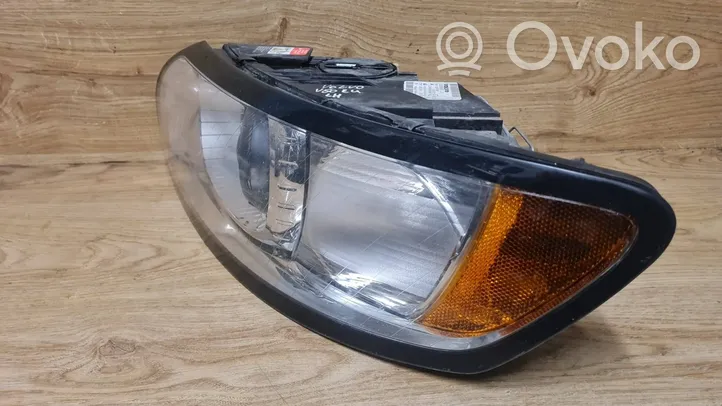 Volvo V50 Lampa przednia 31299597