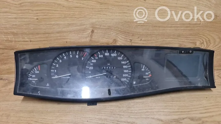 Opel Omega B1 Speedometer (instrument cluster) 90564481PA