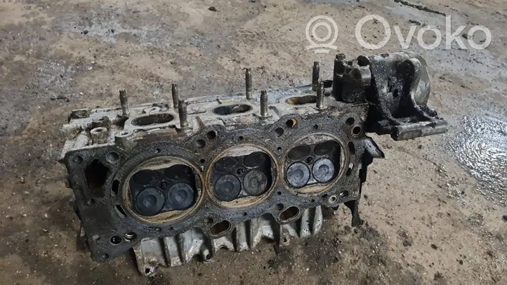 Opel Monterey Engine head 