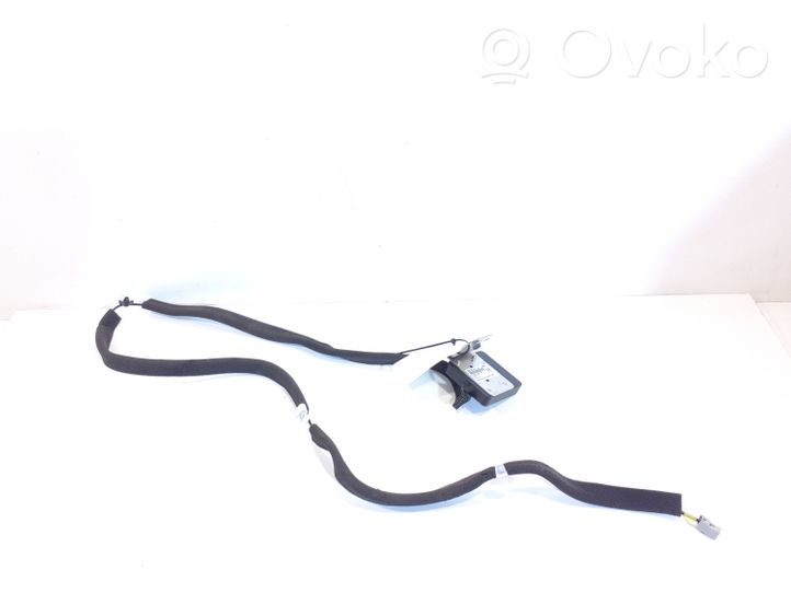 Nissan Leaf I (ZE0) Bluetooth antena 282123NM0A