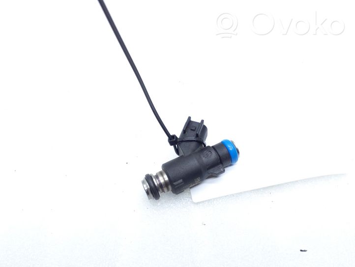 Hyundai Genesis Fuel injector 353103C200