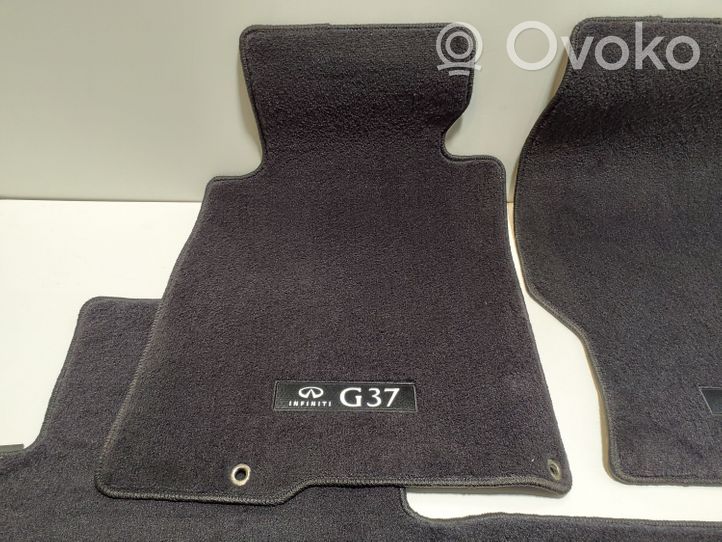 Infiniti G37 Set di tappetini per auto G49001NM