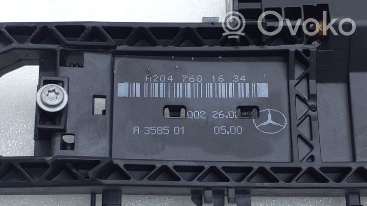 Mercedes-Benz B W246 W242 Takaoven ulkokahvan kehys A2047601634