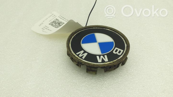 BMW 3 E90 E91 Original wheel cap 6768640