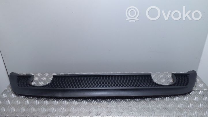 Mercedes-Benz A W176 Moulure inférieure de pare-chocs arrière A1768852425