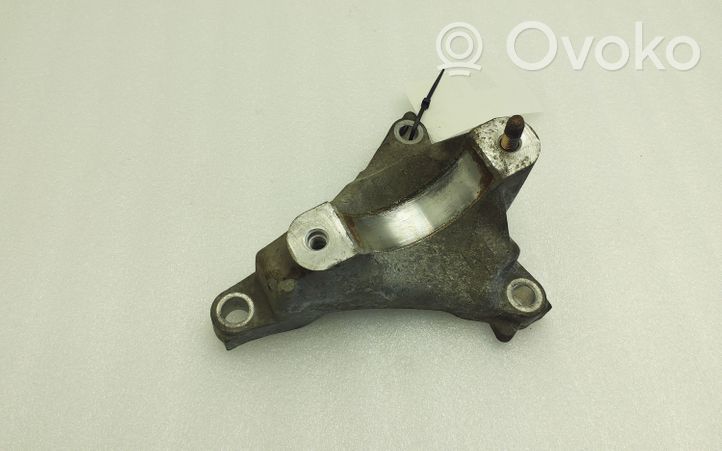 Mazda CX-3 Staffa del cuscinetto di supporto dell’albero di trasmissione 