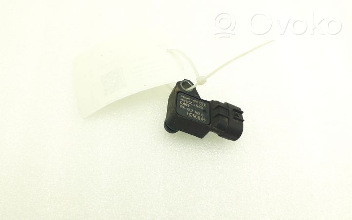 Suzuki Vitara (LY) Air pressure sensor 0261230198