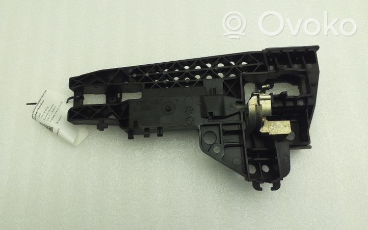 Audi A5 8T 8F Support poignée extérieur de porte avant 