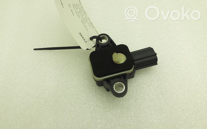 Volkswagen Eos Airbag deployment crash/impact sensor 1Q0955557