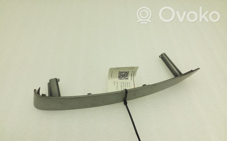 Chevrolet Captiva Front door interior handle trim C100