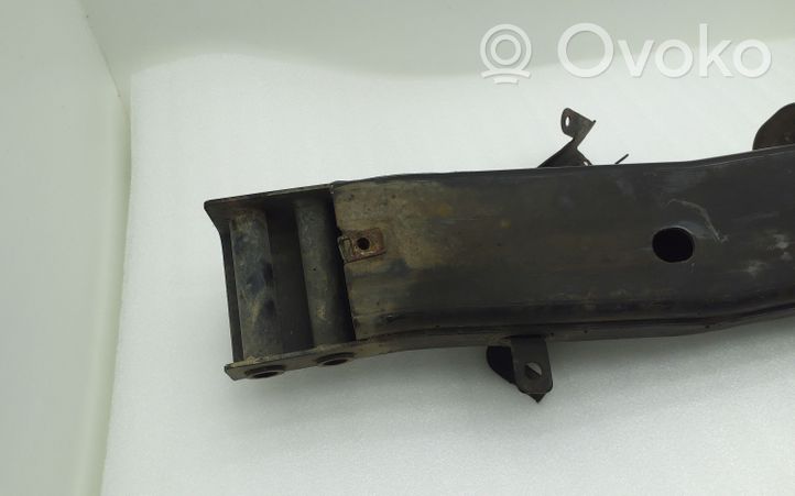 Land Rover Discovery 4 - LR4 Supporto di montaggio scatola del cambio 