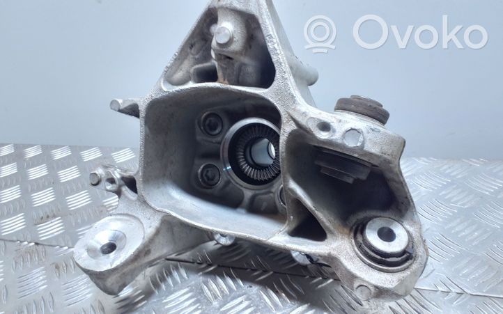 BMW X5 G05 Piasta koła tylnego 6876654