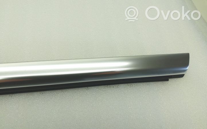 Mercedes-Benz GLC X253 C253 Rivestimento modanatura del vetro della portiera posteriore A2537300224