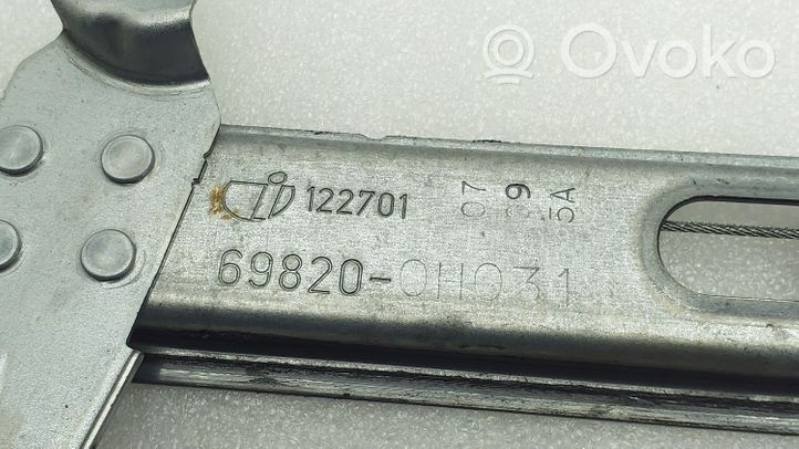 Toyota Aygo AB40 Elektryczny podnośnik szyby drzwi przednich 430086K0