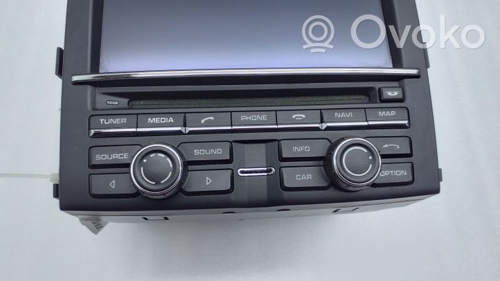 Porsche Cayenne (92A) Panel / Radioodtwarzacz CD/DVD/GPS 7P5035884AB