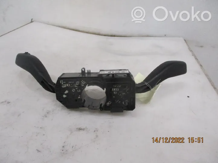 Volkswagen Polo IV 9N3 Interruttore luci 6Q0953513D9B9