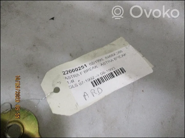 Opel Astra F Ceinture de sécurité arrière 90286924