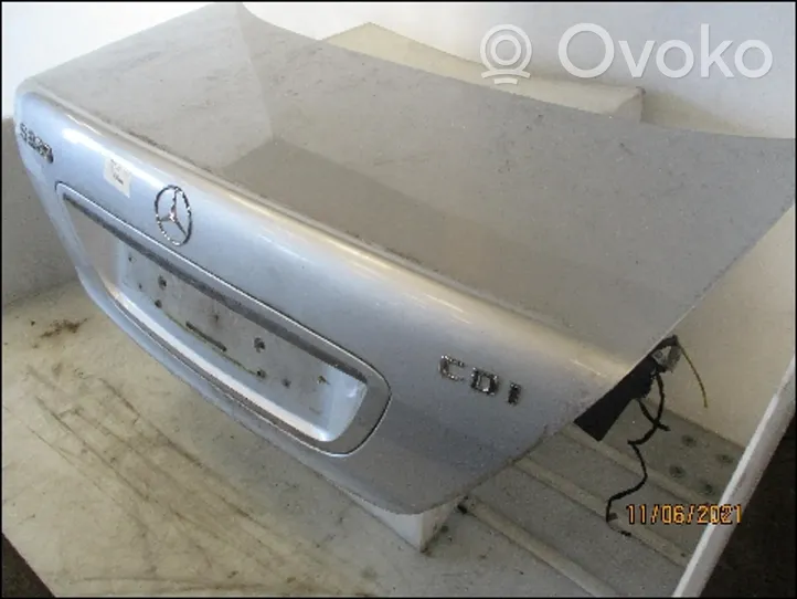 Mercedes-Benz S W220 Couvercle de coffre 220750017528