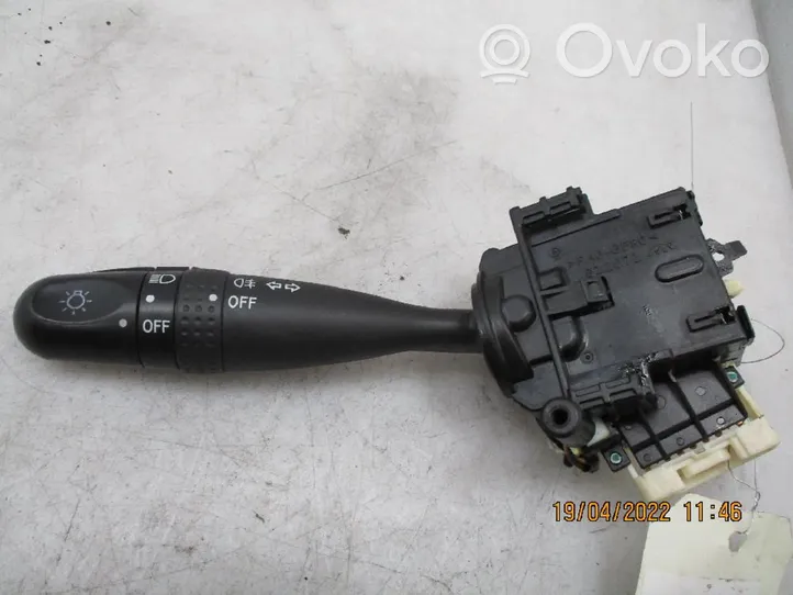 Nissan Pixo Posūkių/ šviesų rankenėlė 255404A00A