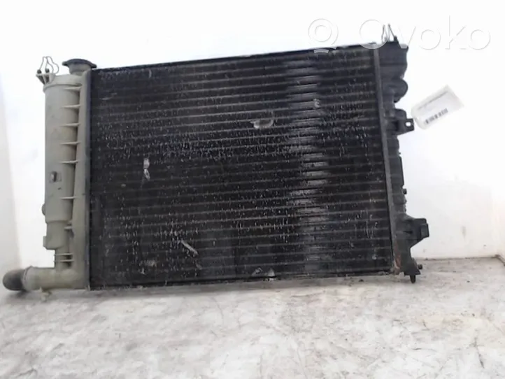 Peugeot 806 Radiateur de refroidissement 133073