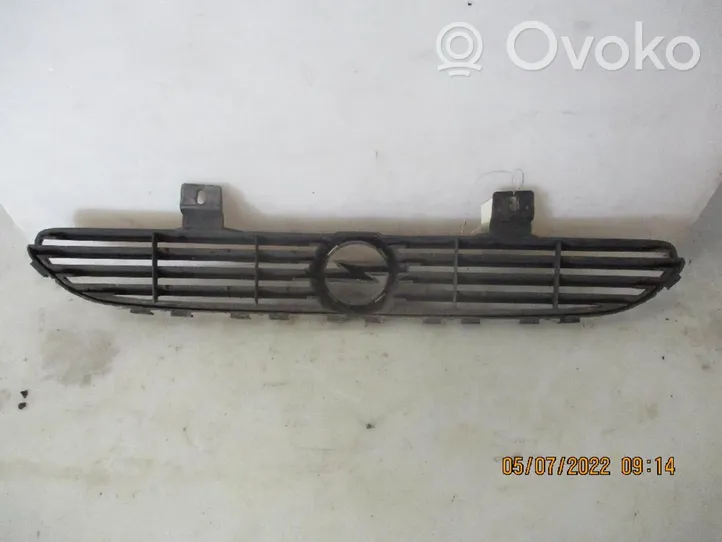 Opel Combo B Front grill 93188728