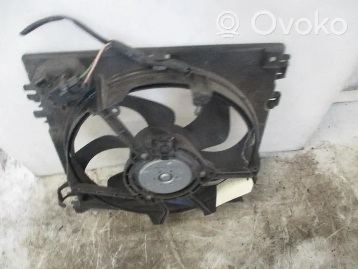 Renault Modus Ventilateur de refroidissement de radiateur électrique 7701068310