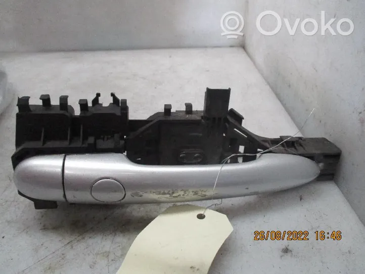 Renault Megane II Takaoven ulkokahva 7701209580