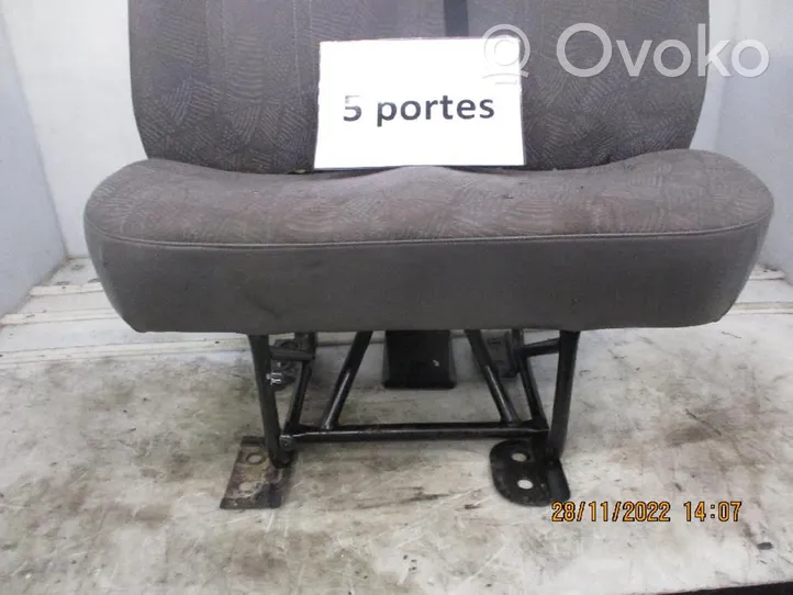 Ford Transit -  Tourneo Connect Kita (-os) sėdynė (-ės) 4060107