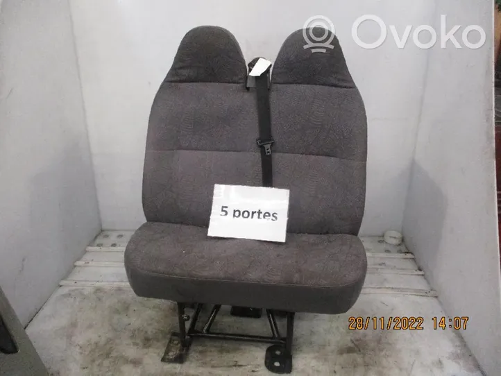 Ford Transit -  Tourneo Connect Kita (-os) sėdynė (-ės) 4060107