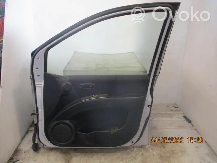 Hyundai Matrix Front door 7600417020