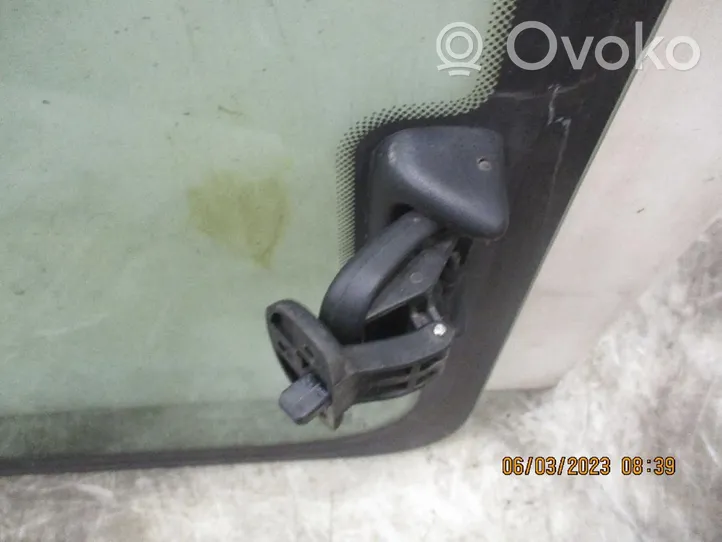 Renault Kangoo I Vitre de fenêtre porte arrière 8200337837