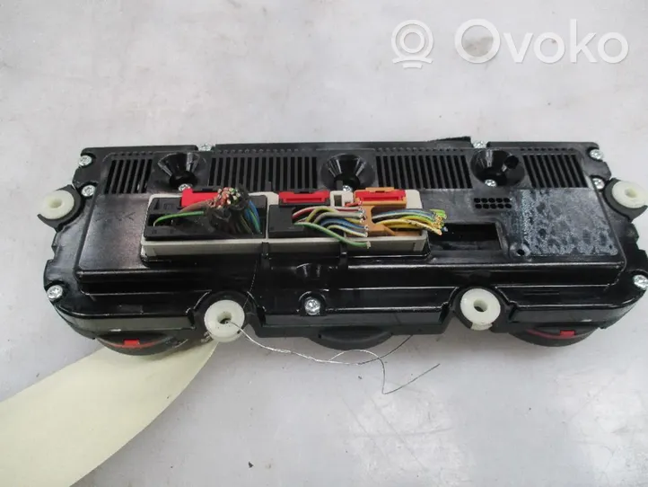 Volkswagen Eos Panel klimatyzacji 3C1898353B