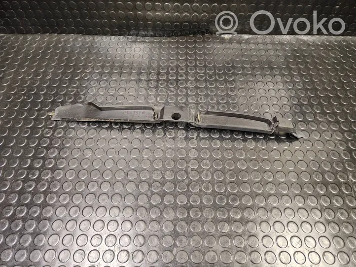 Volkswagen Tiguan Panel wykończeniowy błotnika 5N0821112