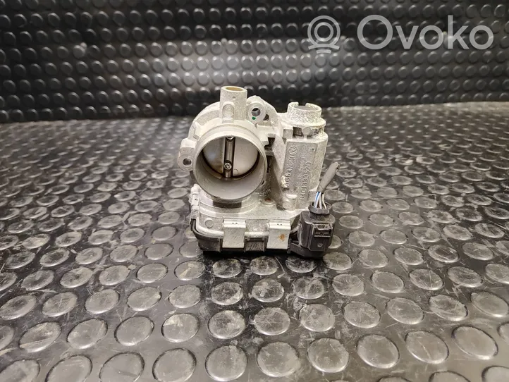 Volkswagen Up Throttle valve 04C133062D