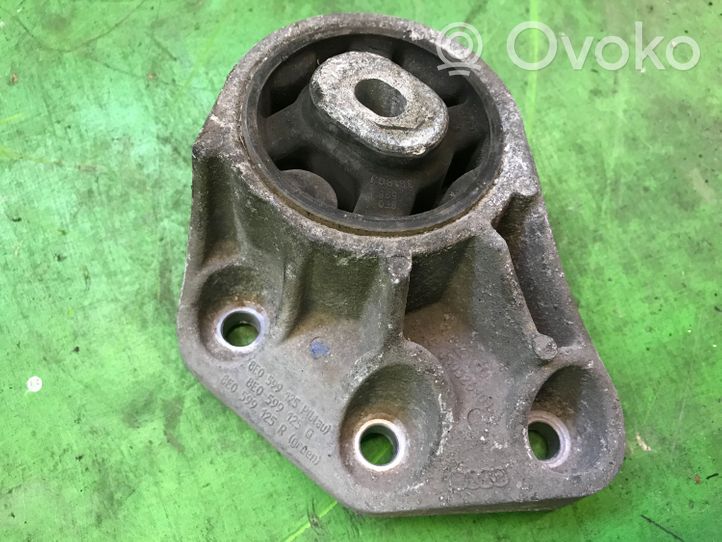 Audi A4 S4 B7 8E 8H Galinio reduktoriaus pagalvė 8E0599125