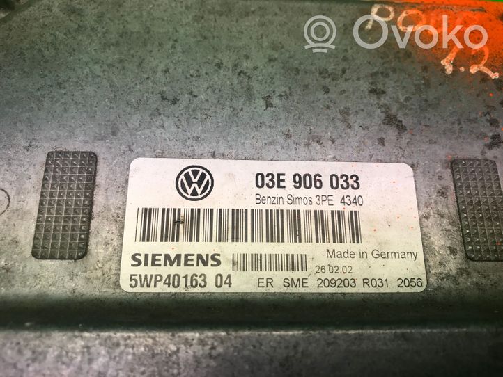 Volkswagen Polo IV 9N3 Unité de commande, module ECU de moteur 03E906033