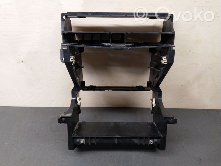 Seat Exeo (3R) Keskikonsoli 3R0858005