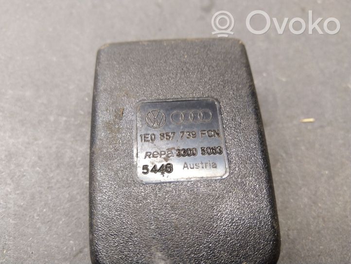 Volkswagen Golf III Rear seatbelt buckle 1E0857739