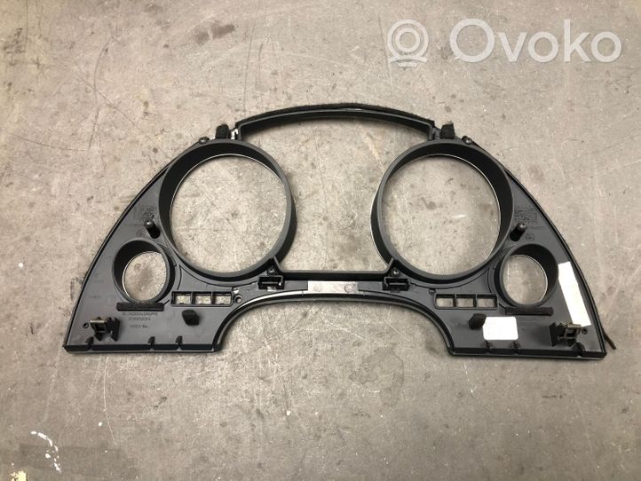 Audi A4 S4 B7 8E 8H Garniture de tableau de bord 8H09192196