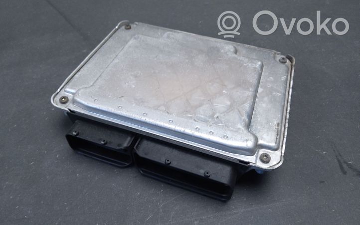 Volkswagen Bora Centralina/modulo motore ECU 038906012GG