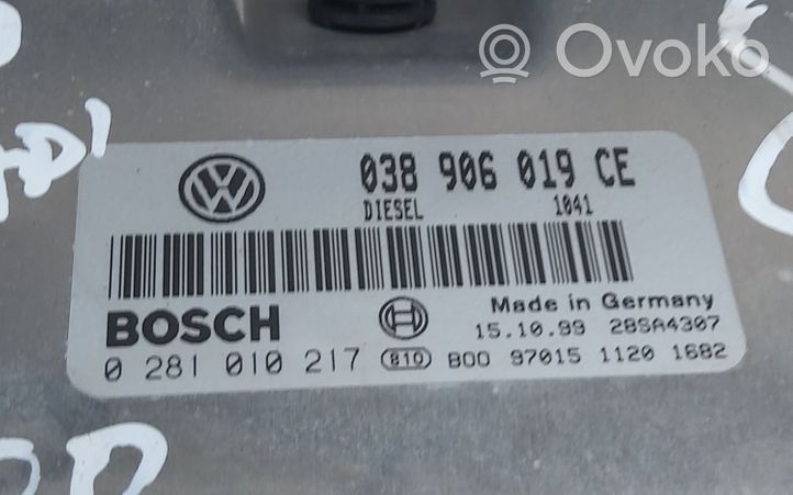 Volkswagen PASSAT B5.5 Moottorin ohjainlaite/moduuli (käytetyt) 038906019CE