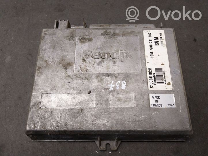 Renault Clio II Sterownik / Moduł ECU S100811102B