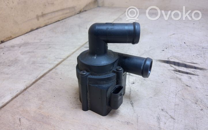 Skoda Octavia Mk2 (1Z) Pompa di circolazione per il riscaldamento autonomo (Webasto) 5N0965561