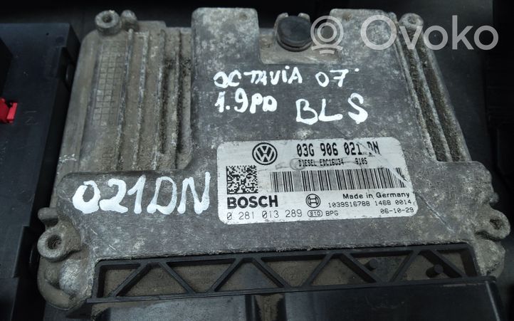 Skoda Octavia Mk2 (1Z) Kit centralina motore ECU e serratura 03G906021DN