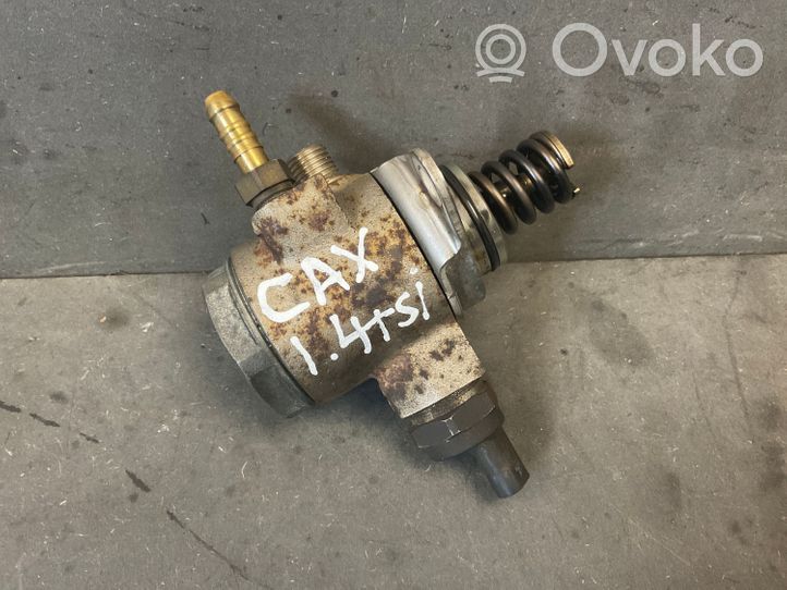 Volkswagen Eos Pompe d'injection de carburant à haute pression 03C127026C