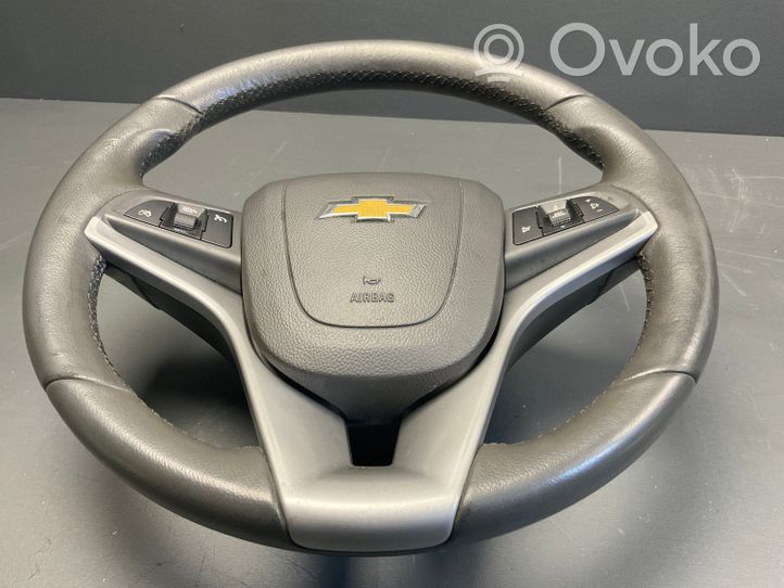 Chevrolet Cruze Ohjauspyörä 13293020