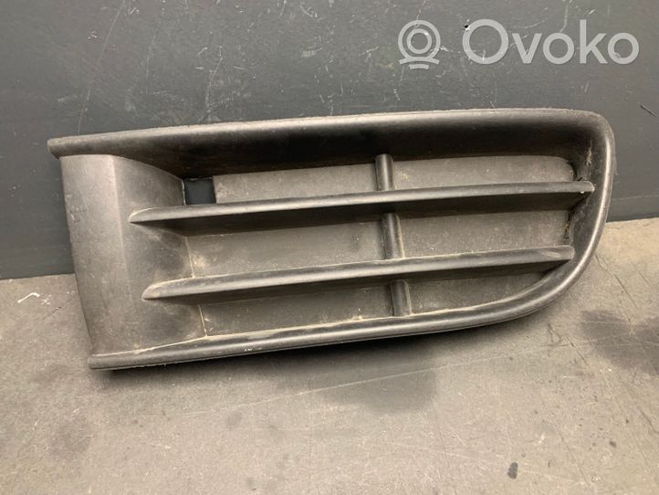 Volkswagen Polo III 6N 6N2 6NF Kratka dolna zderzaka przedniego 6Q0853665