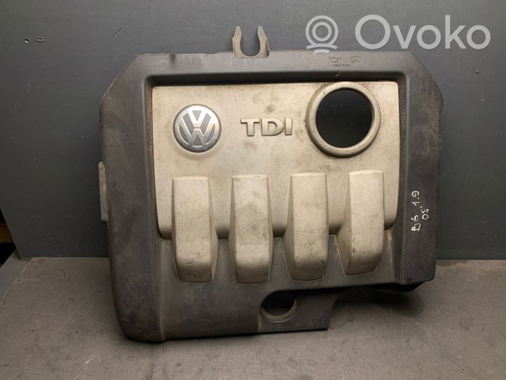 Volkswagen PASSAT B6 Couvercle cache moteur 03G103925AN